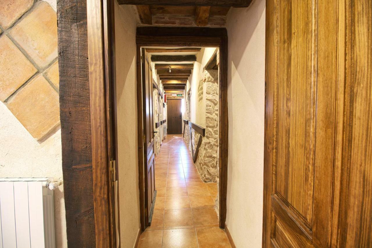 Casas La Muralla De Bodegas Marcos Penafiel Bagian luar foto