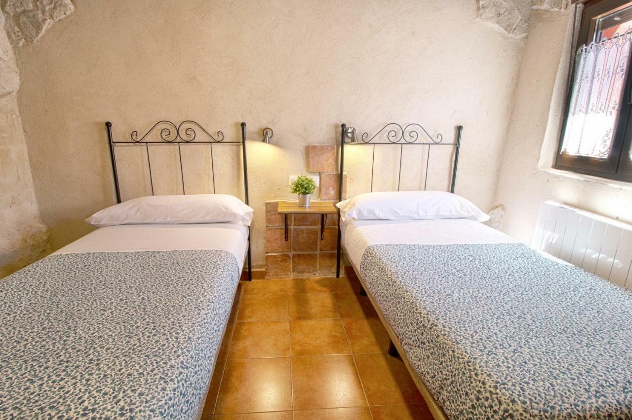 Casas La Muralla De Bodegas Marcos Penafiel Bagian luar foto