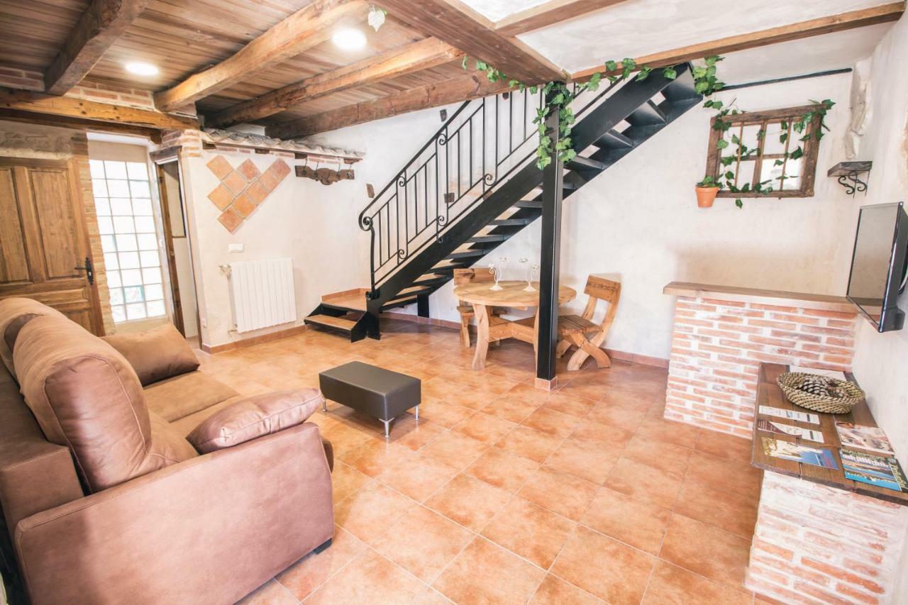 Casas La Muralla De Bodegas Marcos Penafiel Bagian luar foto