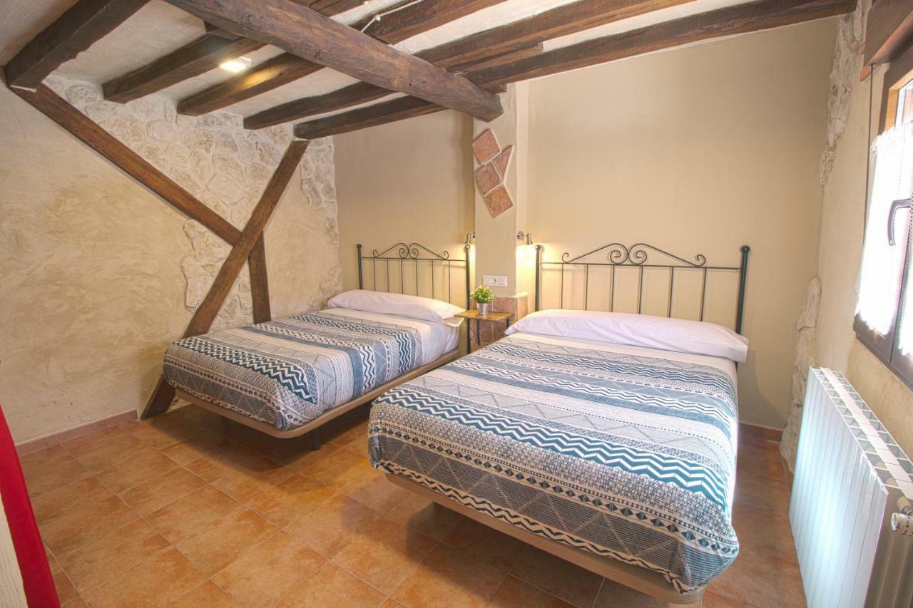 Casas La Muralla De Bodegas Marcos Penafiel Bagian luar foto